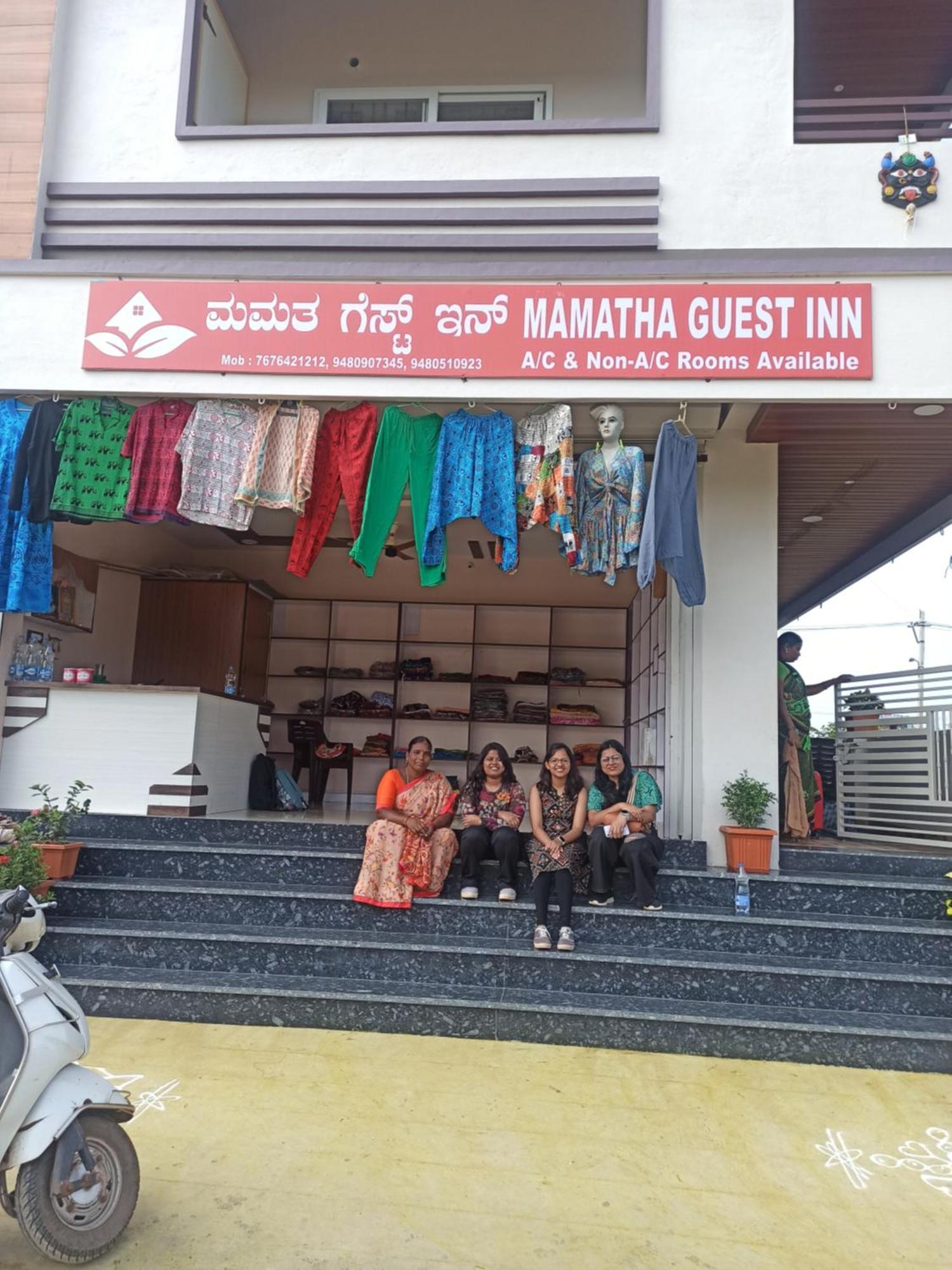 Mamatha Guest Inn Hampi Eksteriør bilde